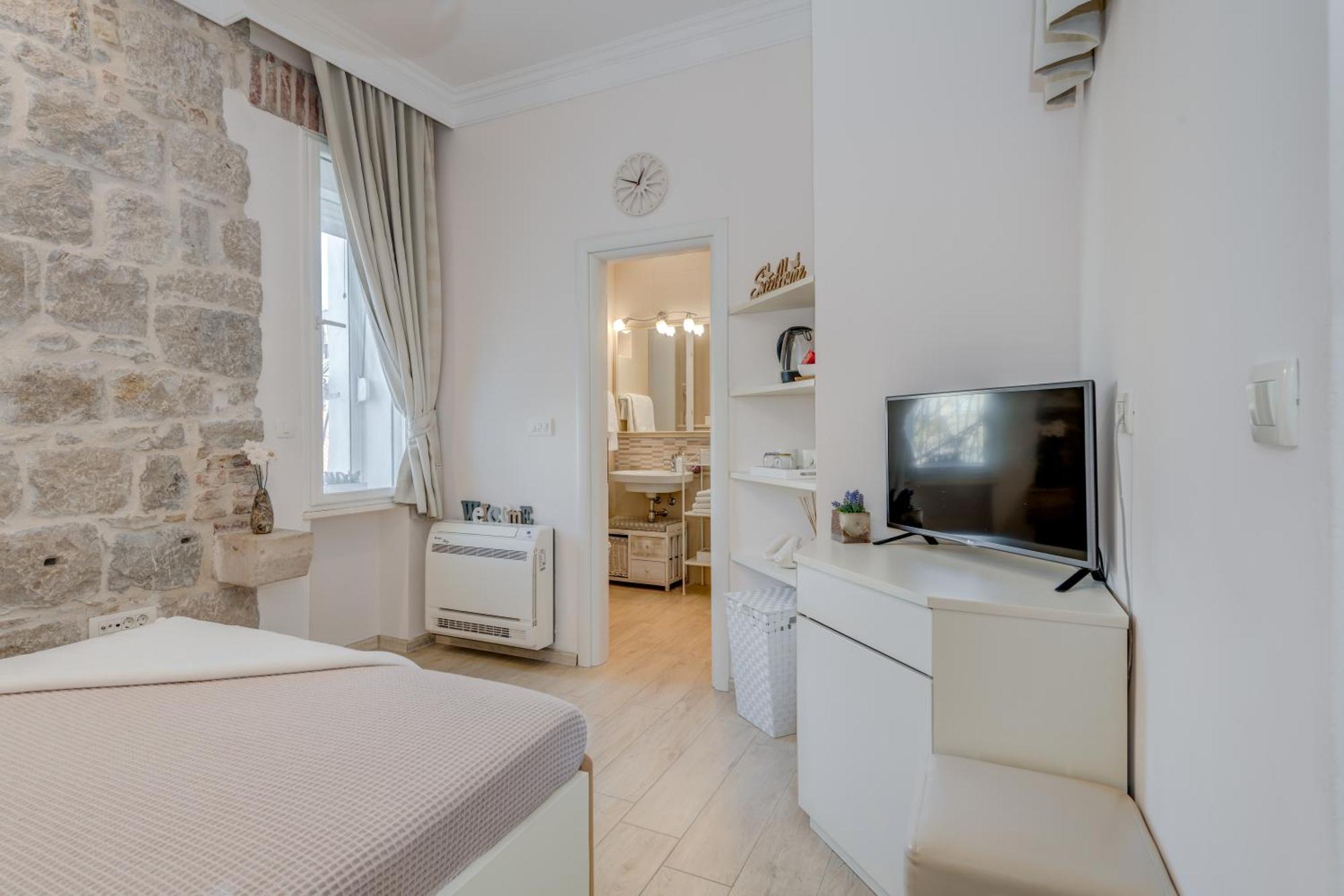 Victoria Luxury Rooms - Split Downtown Buitenkant foto