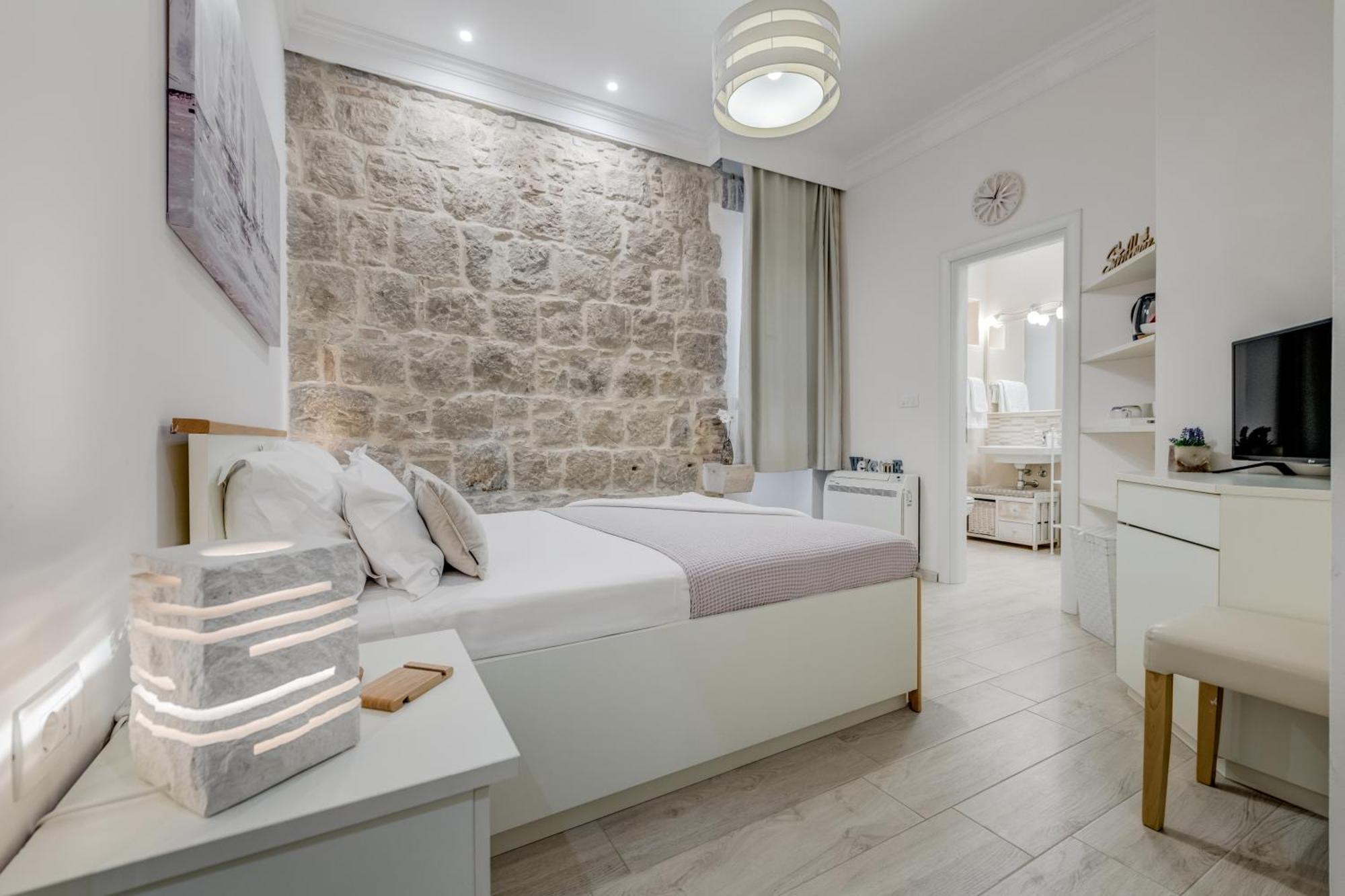 Victoria Luxury Rooms - Split Downtown Buitenkant foto