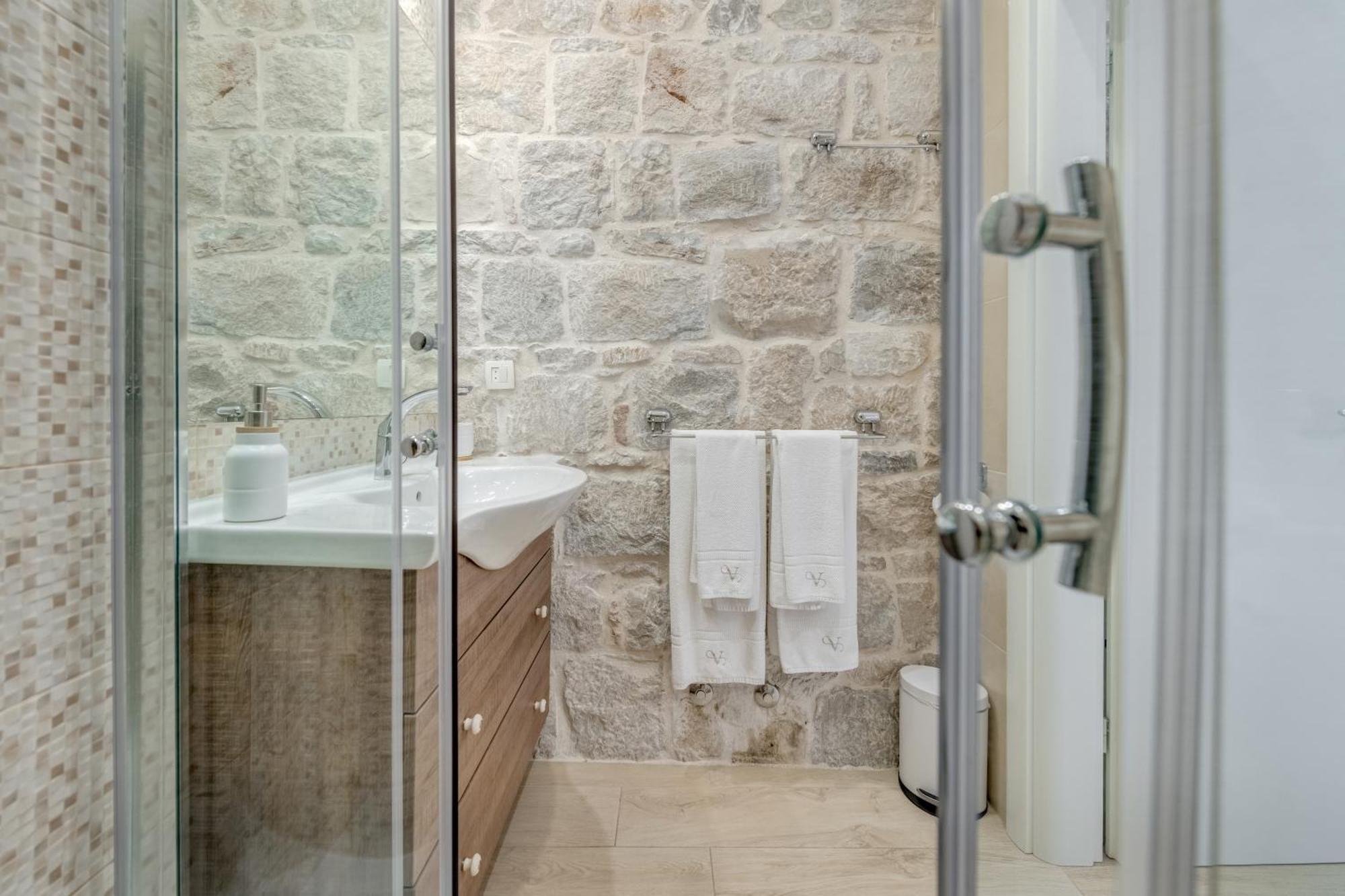 Victoria Luxury Rooms - Split Downtown Buitenkant foto