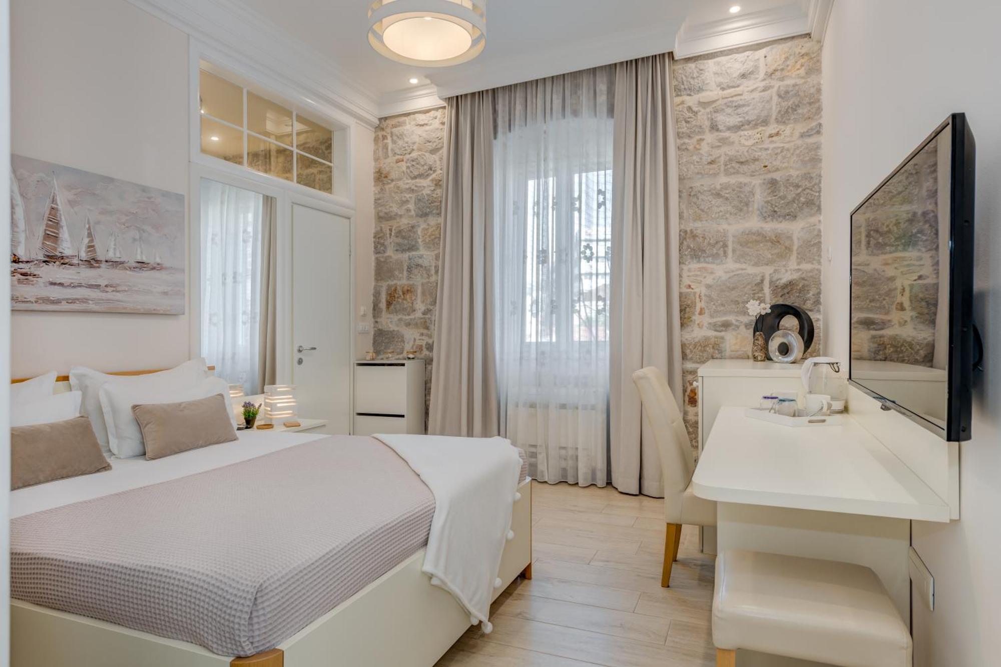 Victoria Luxury Rooms - Split Downtown Buitenkant foto