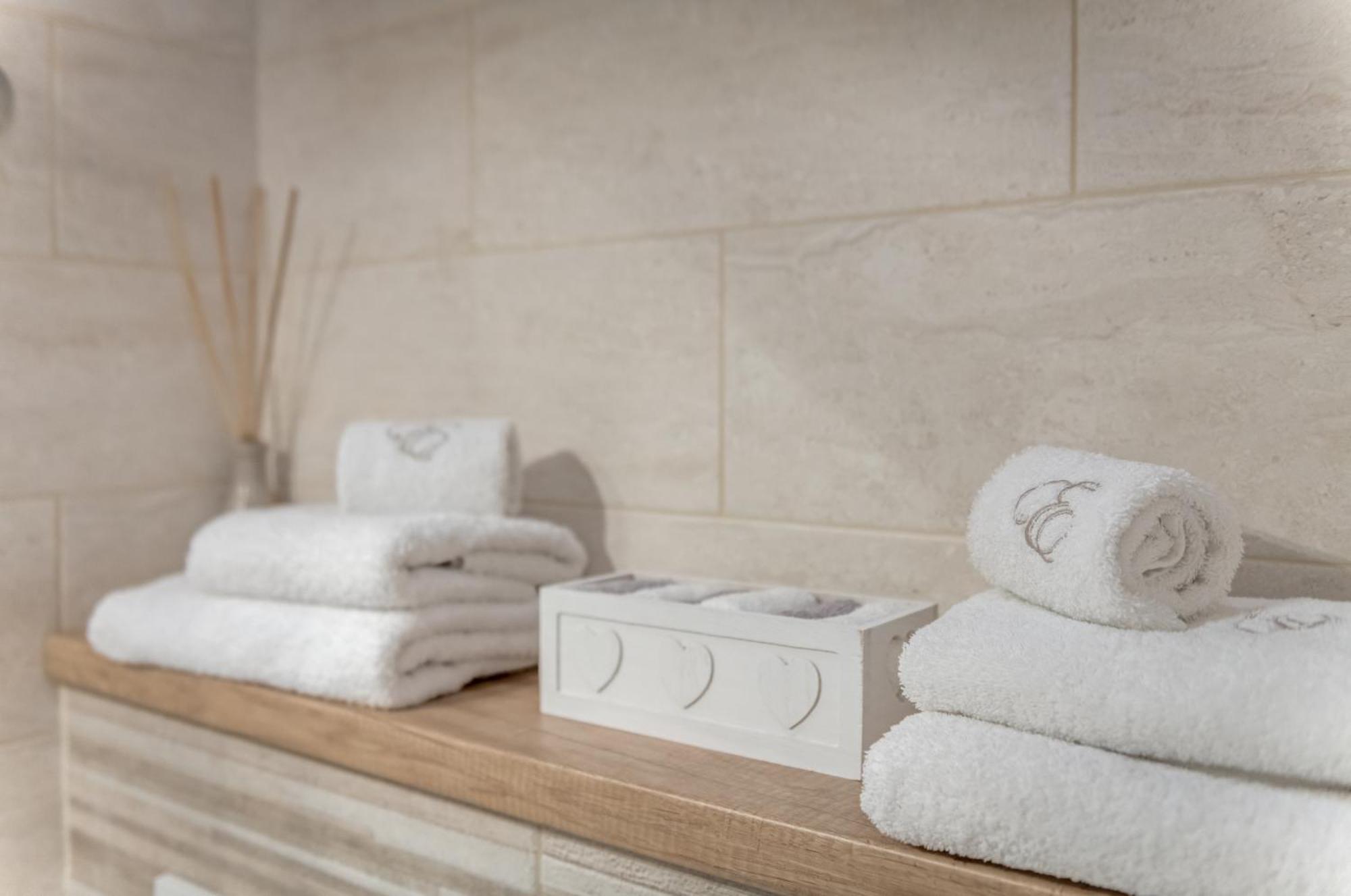 Victoria Luxury Rooms - Split Downtown Buitenkant foto