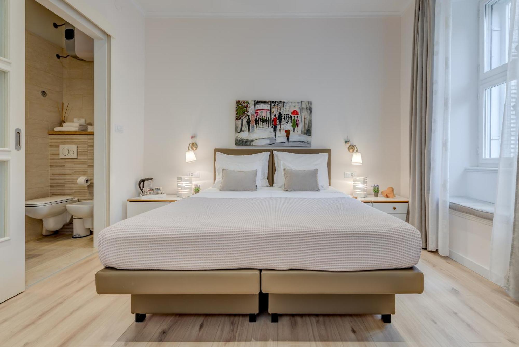 Victoria Luxury Rooms - Split Downtown Buitenkant foto